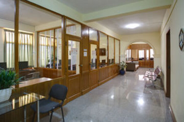 Business Center 4 of 40
