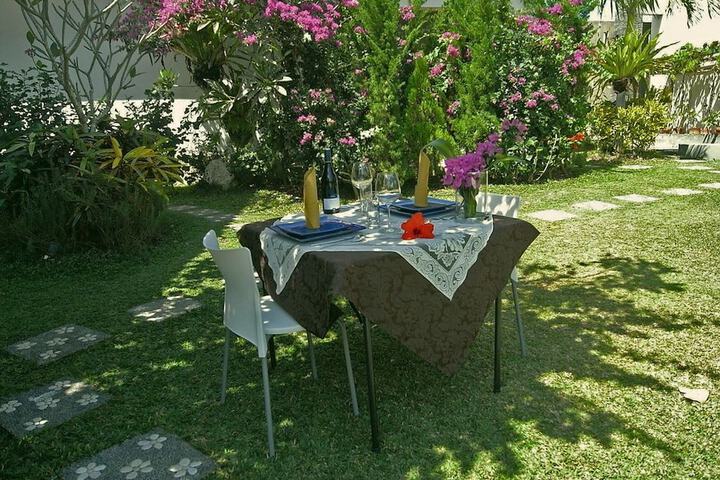 Dining Photos