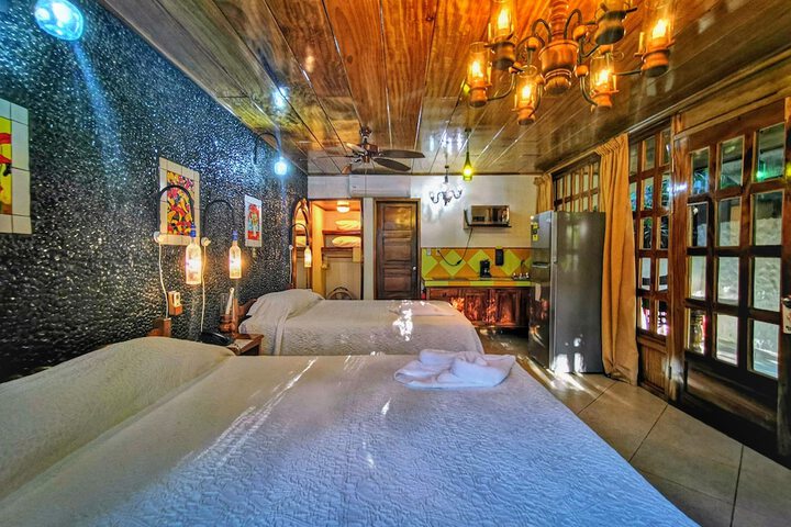 Room 5 of 89