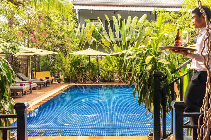 Pool 25 of 75