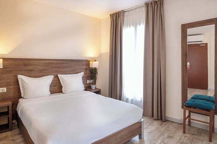 Hotel La Perle Montparnasse