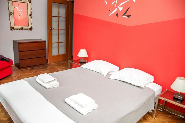 Room 3 of 58