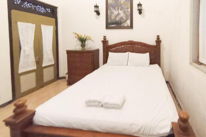 Intayu Homestay RedPartner