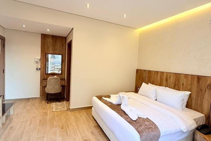 Room 25 of 57