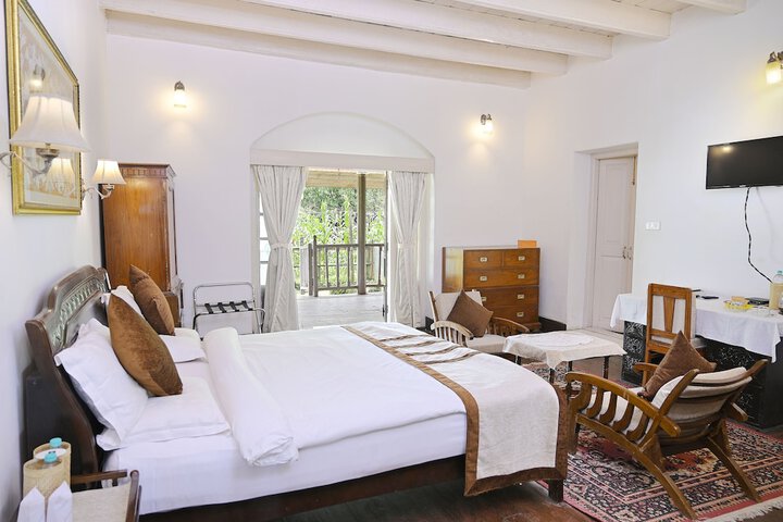 Room 5 of 23