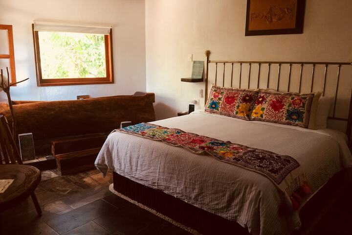 Room 25 of 96