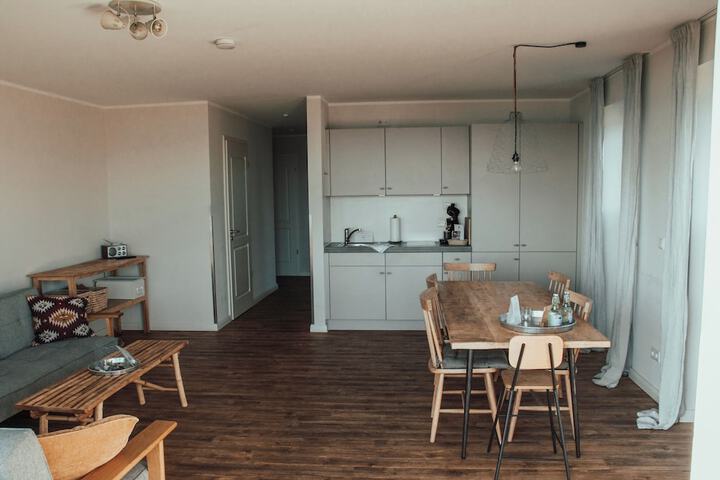 Dining Photos
