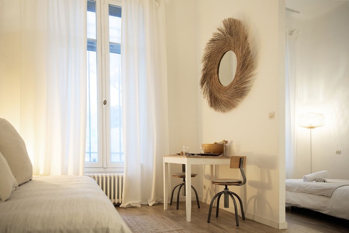 Room 3 of 10