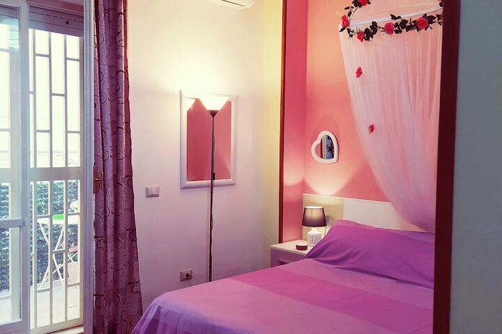 Room 12 of 30
