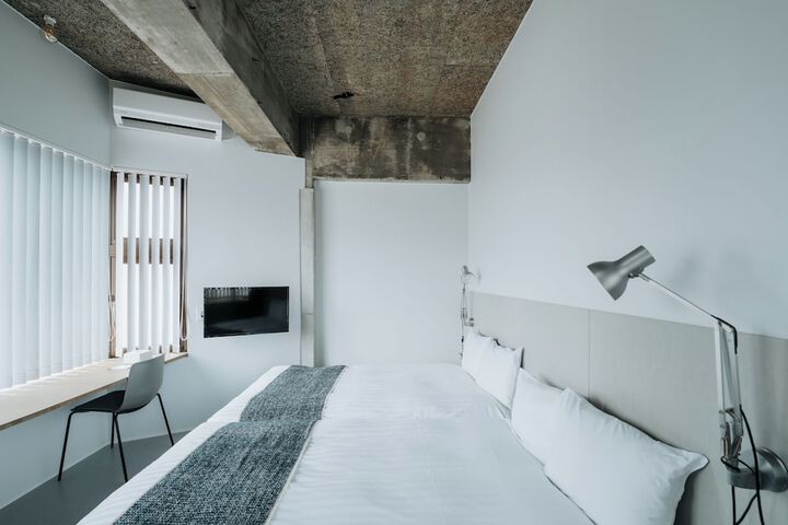 Room 19 of 63