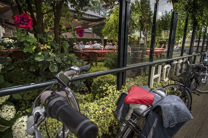 Hotel Exterior 46 of 47