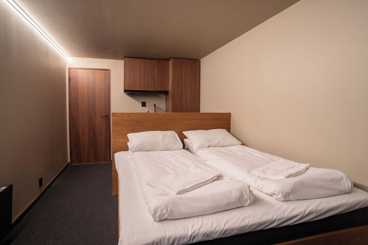 Room 56 of 110