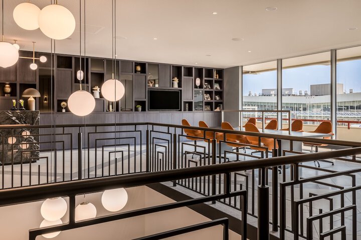 Guest Lobby
