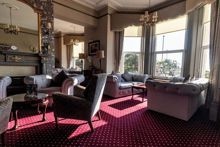 Lounge 199 of 256