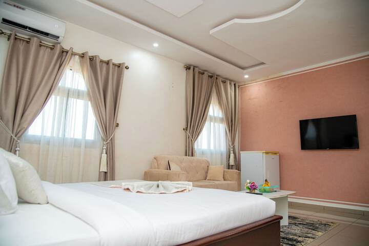 Room 36 of 110