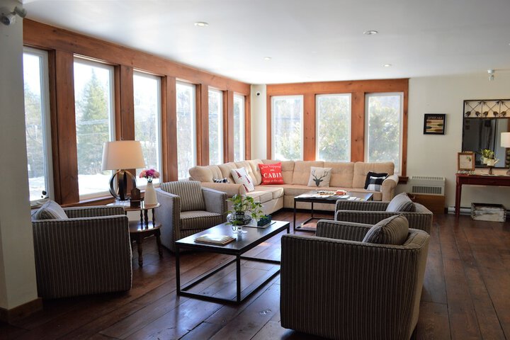 Hotel Interior 4 of 66