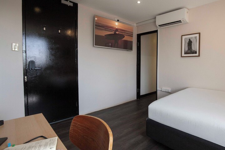 Room 14 of 22