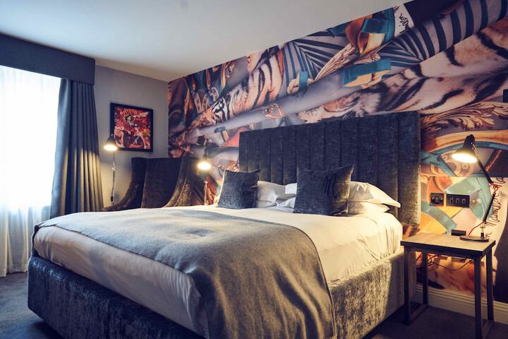 Room 26 of 92