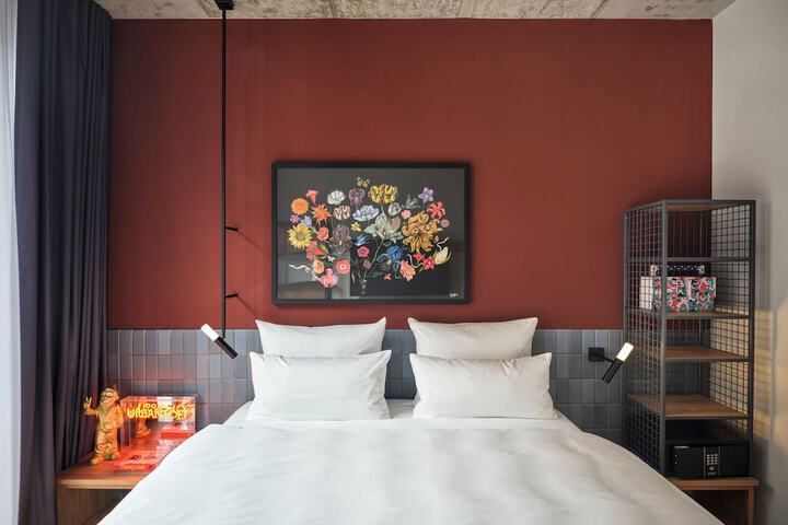 Room 21 of 47