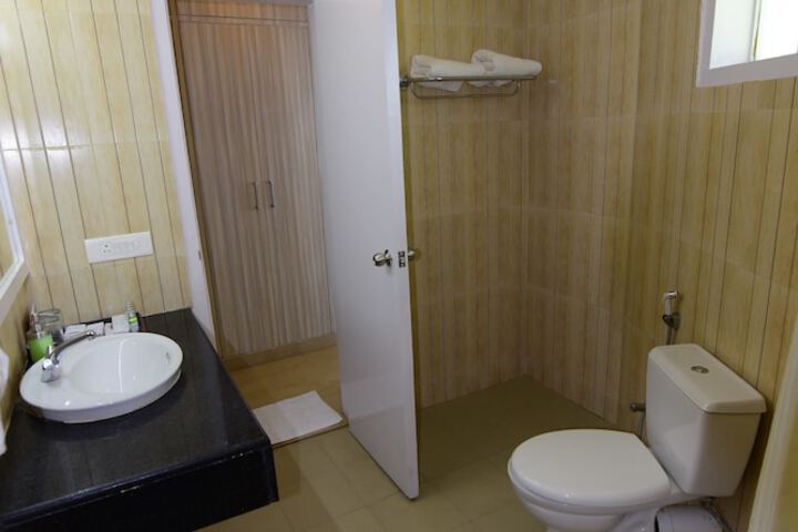 Room 19 of 46