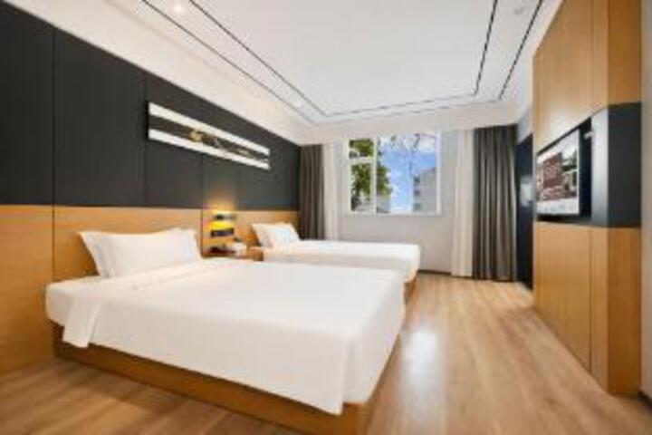 Room 19 of 20