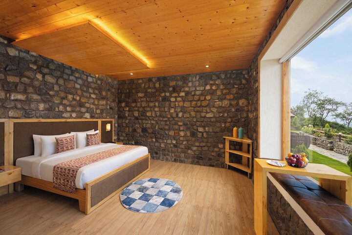 Room 3 of 57