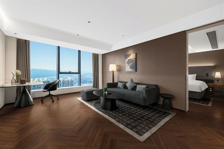 Room 40 of 82