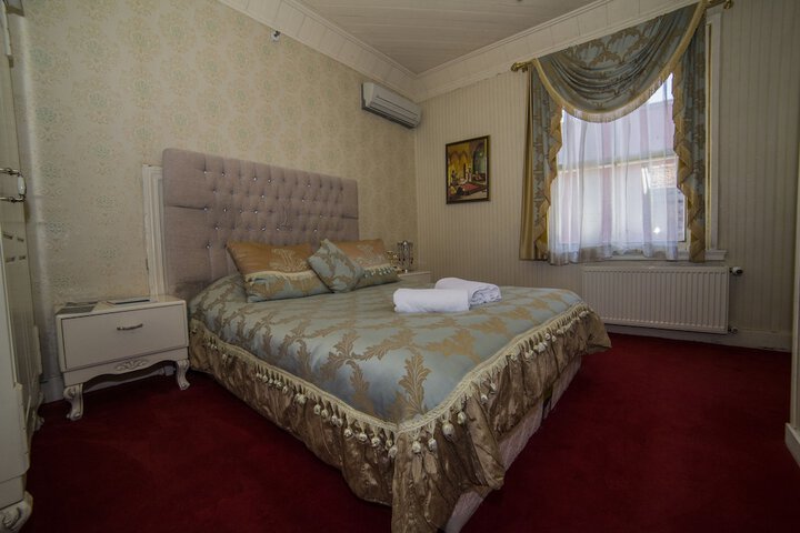 Room 14 of 89