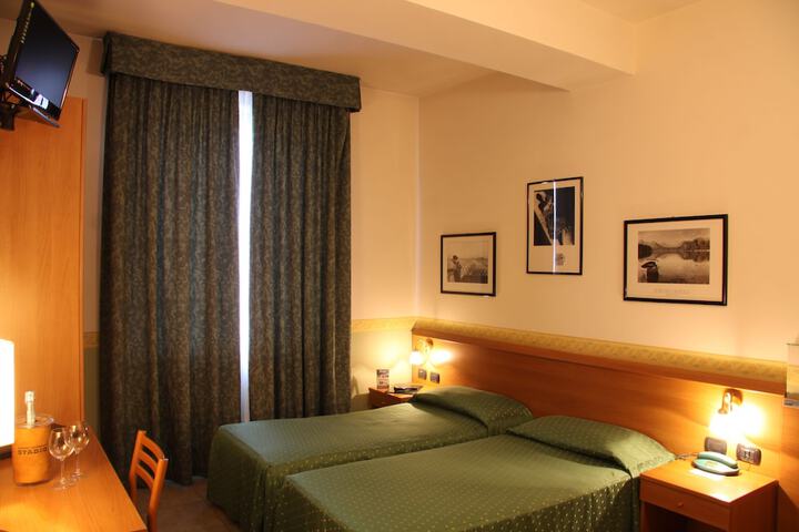 Room 2 of 59