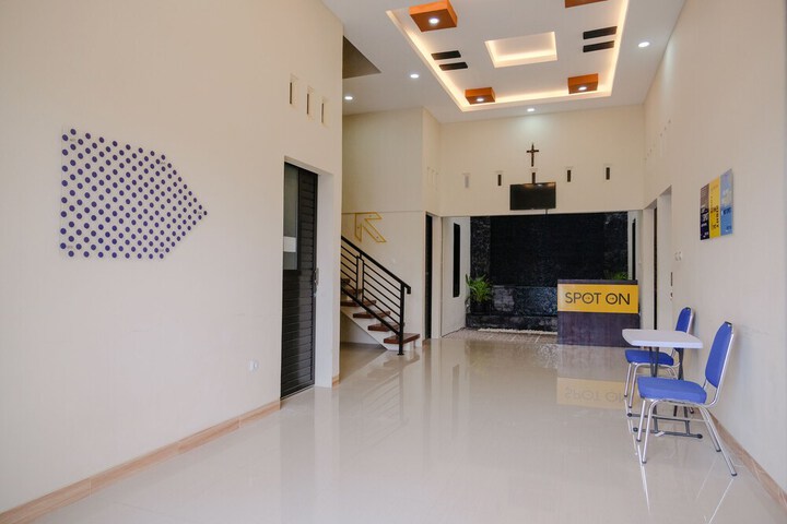 Hotel Interior 17 of 23