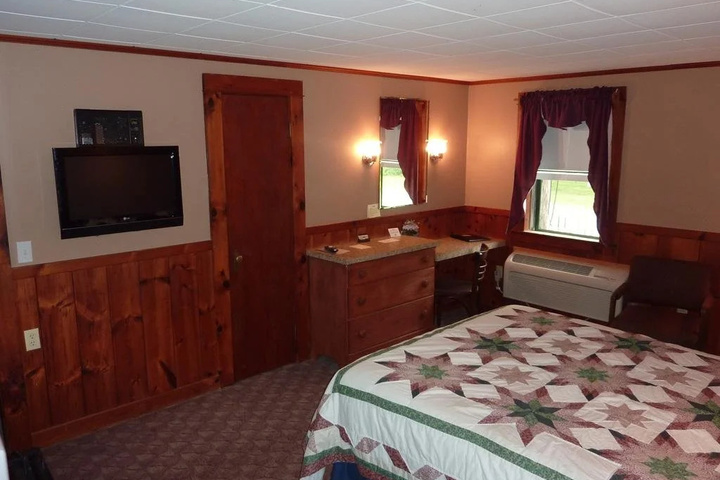 Room 3 of 11