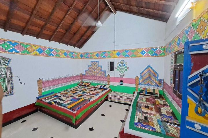 Room 6 of 49