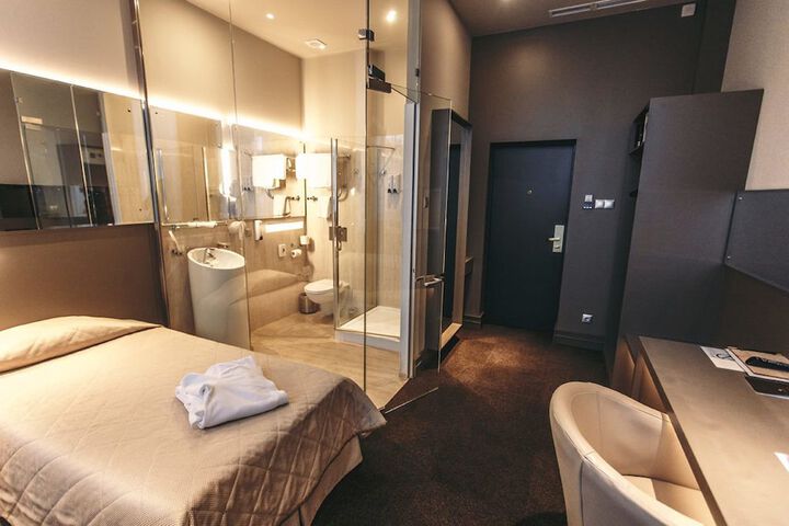 Room 29 of 54