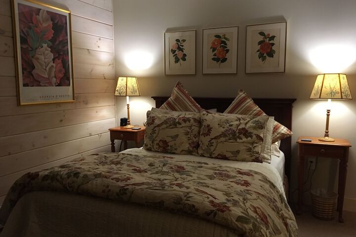 Room 52 of 148