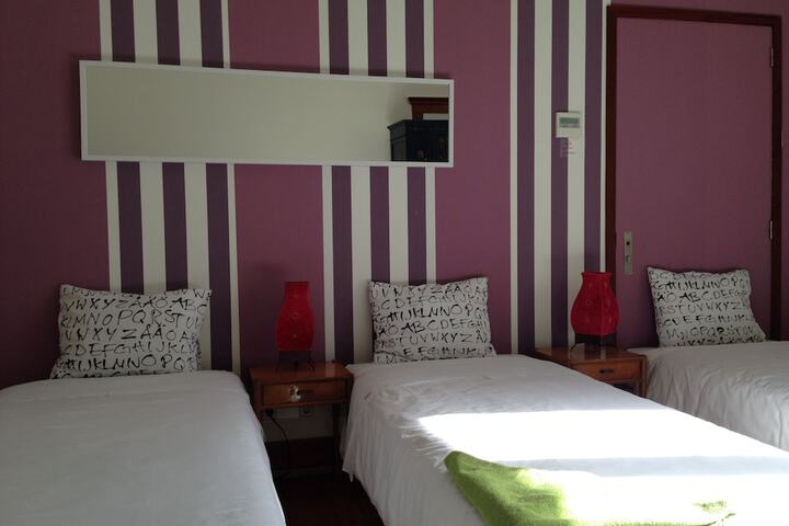 Room 13 of 68