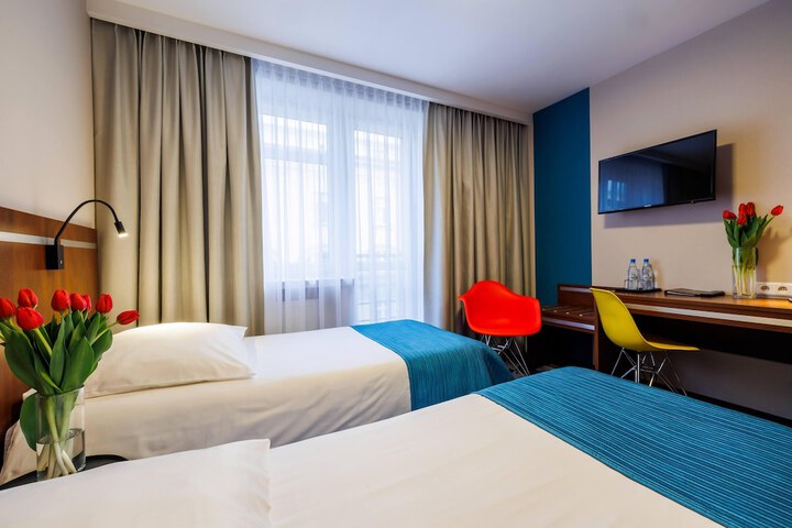 Room 36 of 108