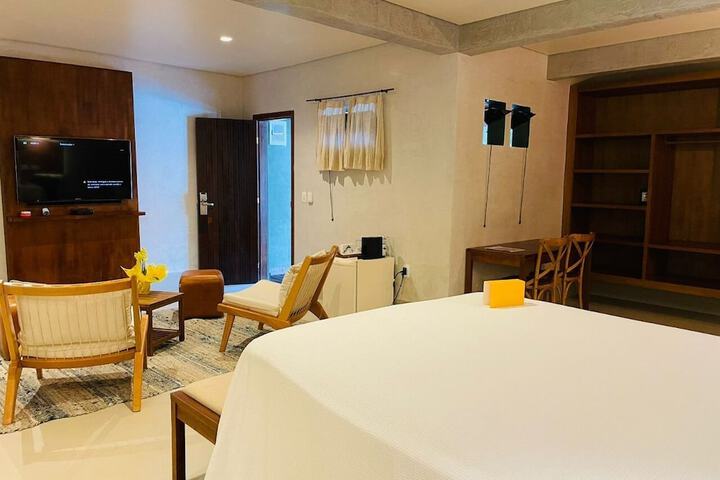 Room 8 of 70
