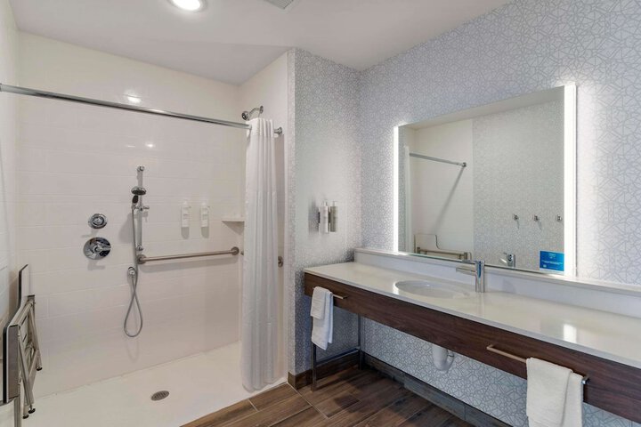 Bathroom shower