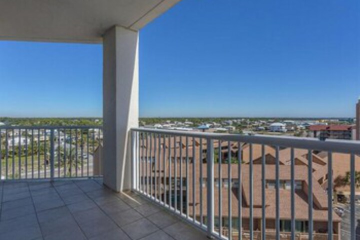 Terrace/Patio 16 of 136