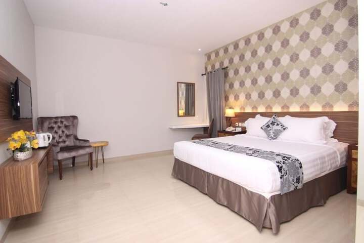 Room 16 of 58