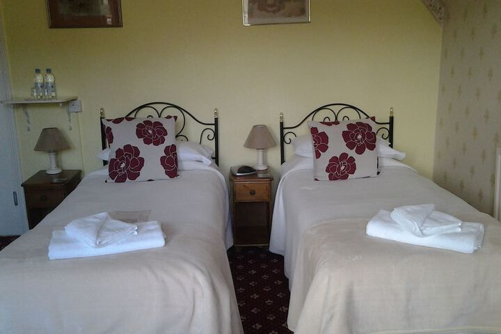 Room 37 of 37