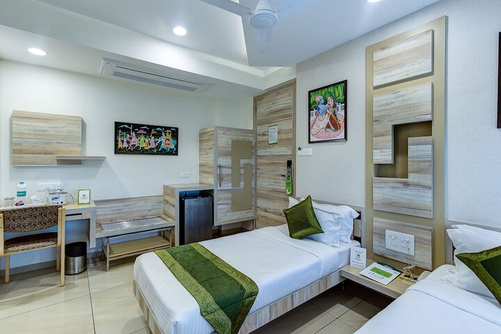 Room 7 of 31