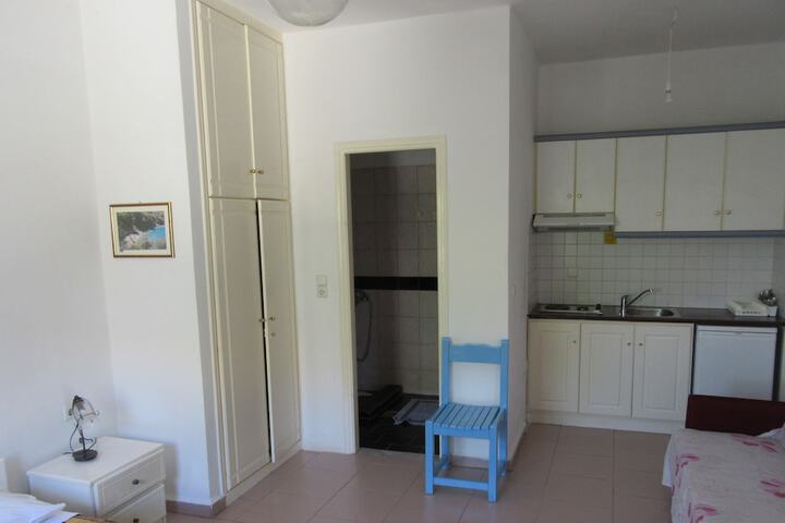 Room 14 of 17