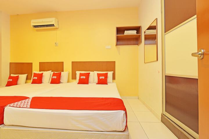 Room 10 of 23