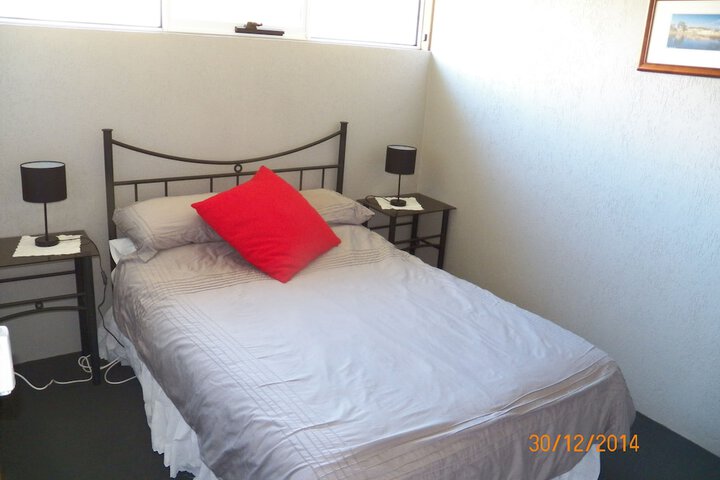 Room 14 of 168