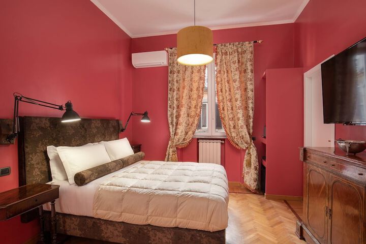 Room 16 of 37