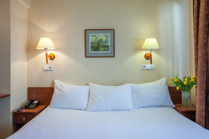 Room 7 of 47