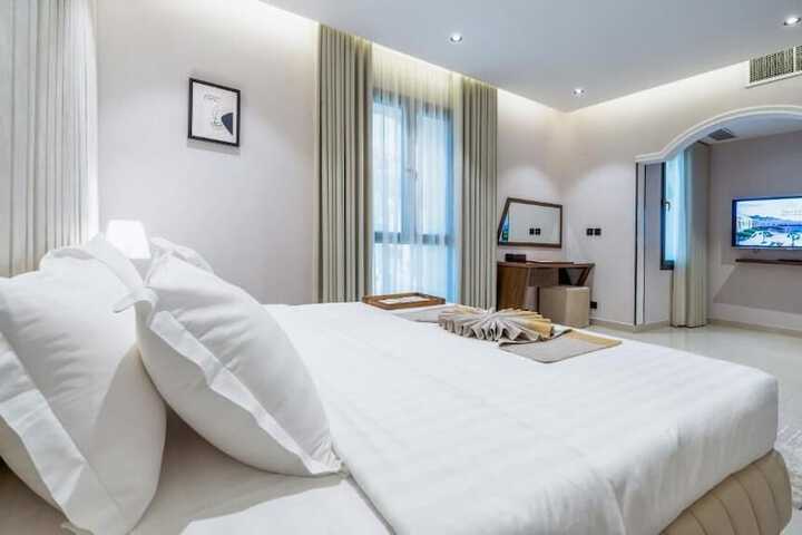 Room 37 of 119