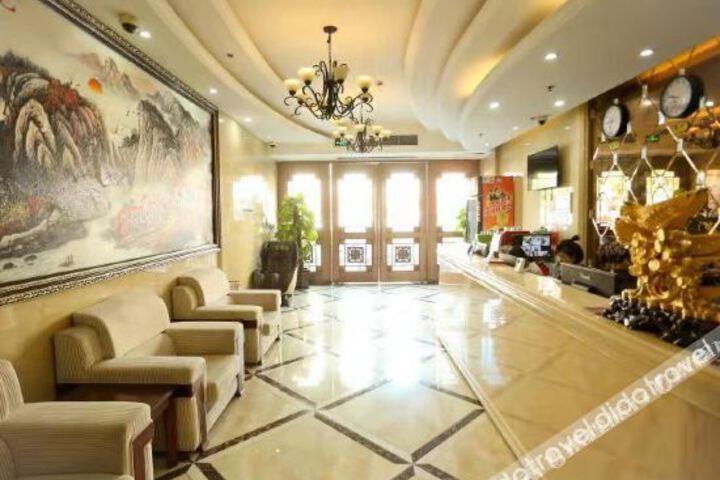 Hotel Interior 4 of 9