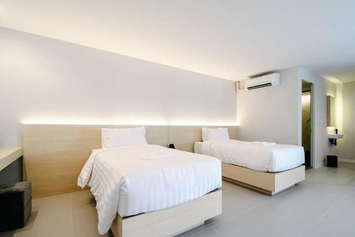 Room 47 of 71